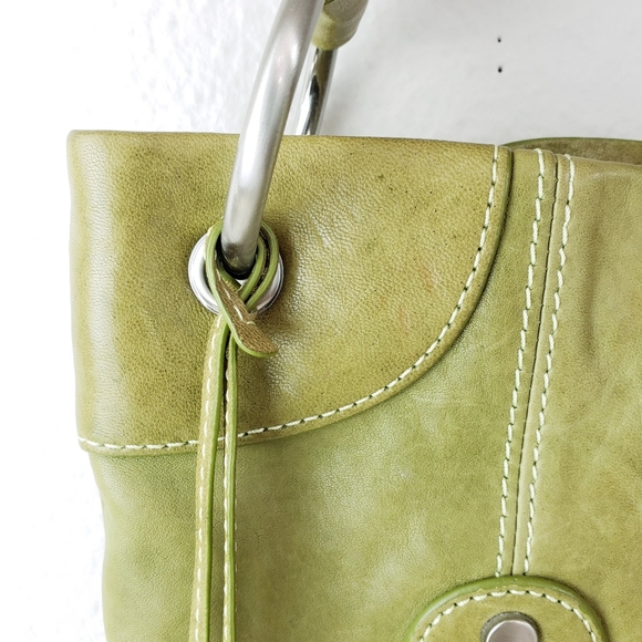 Ellington Green Crossbody Bag - Picture 12 of 12